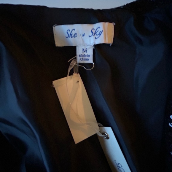 (NWT) Cocktail/Party Sequin V-Neck Wrap Romper (Size M) - Picture 5 of 11